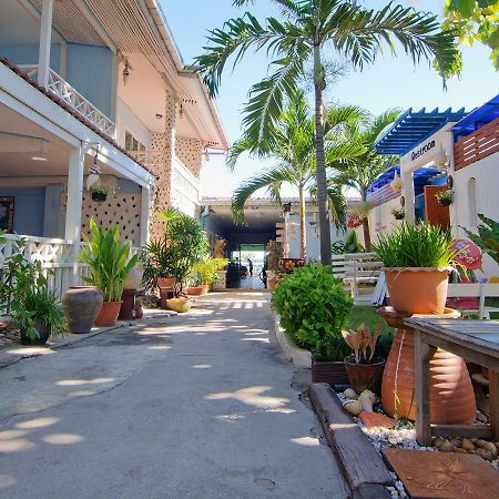 Sukkee Beach Resort Koh Larn Exteriör bild
