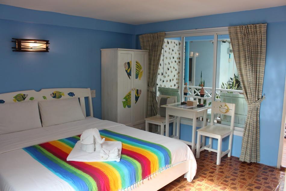 Sukkee Beach Resort Koh Larn Exteriör bild